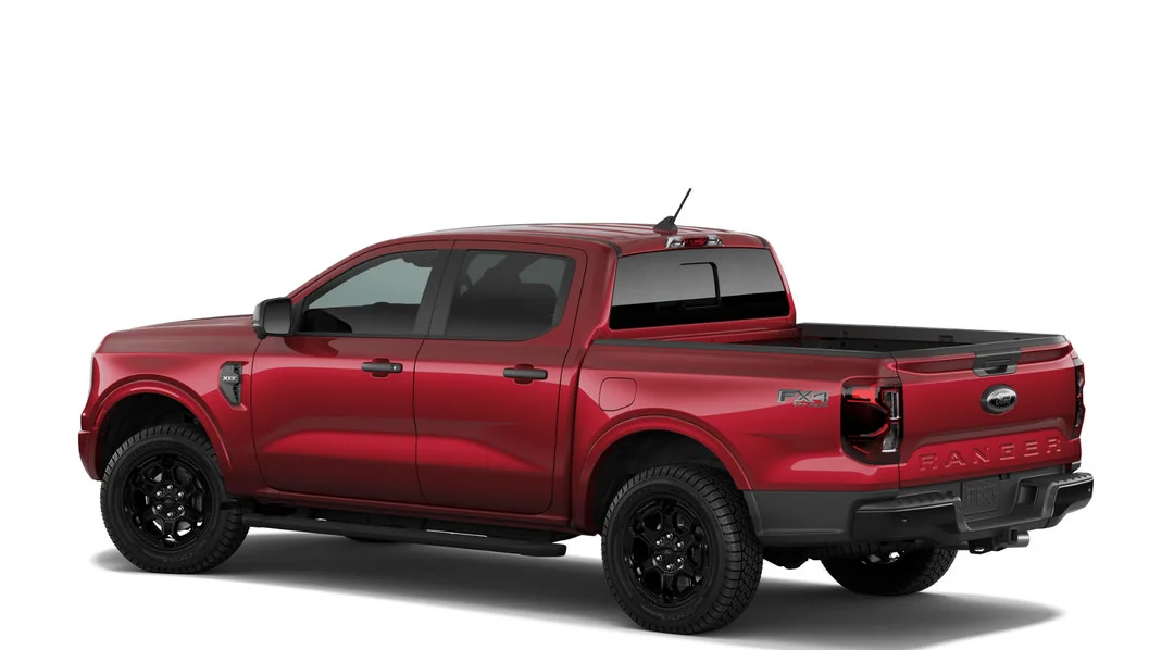 New 2026 Avalanche Ford XLT image 2