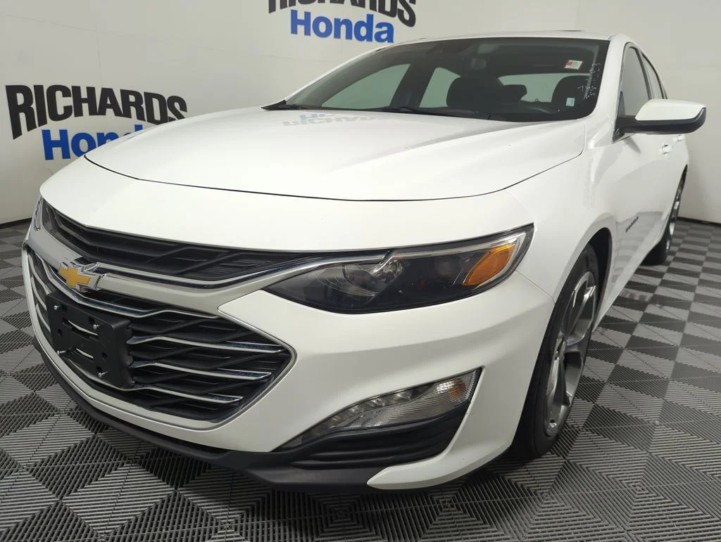 2024 Chevrolet Malibu LT