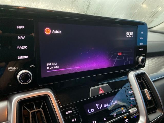 Used 2022 Black Kia S image 26