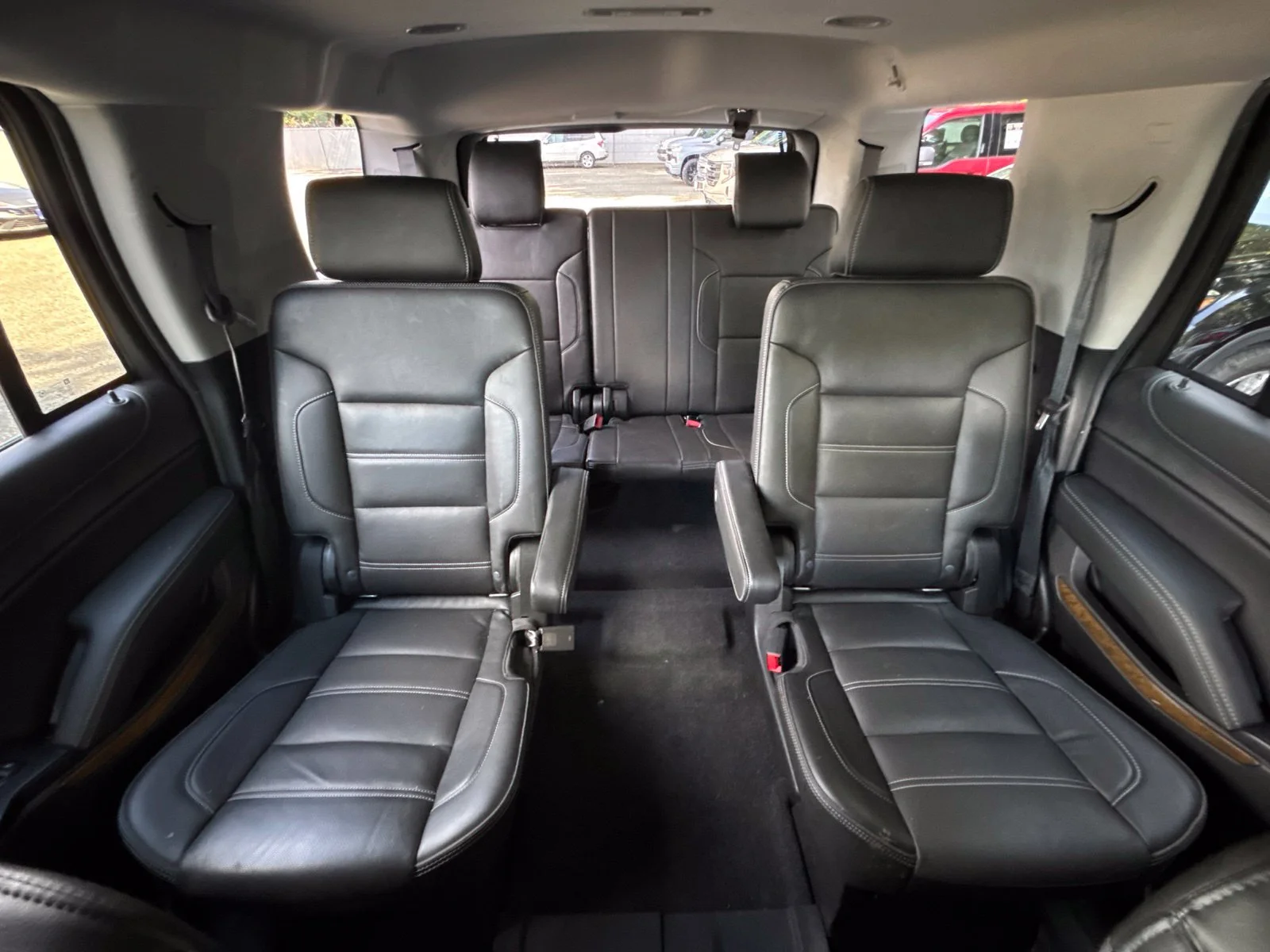 Used 2020 Dark Sapphire Blue GMC Denali image 29