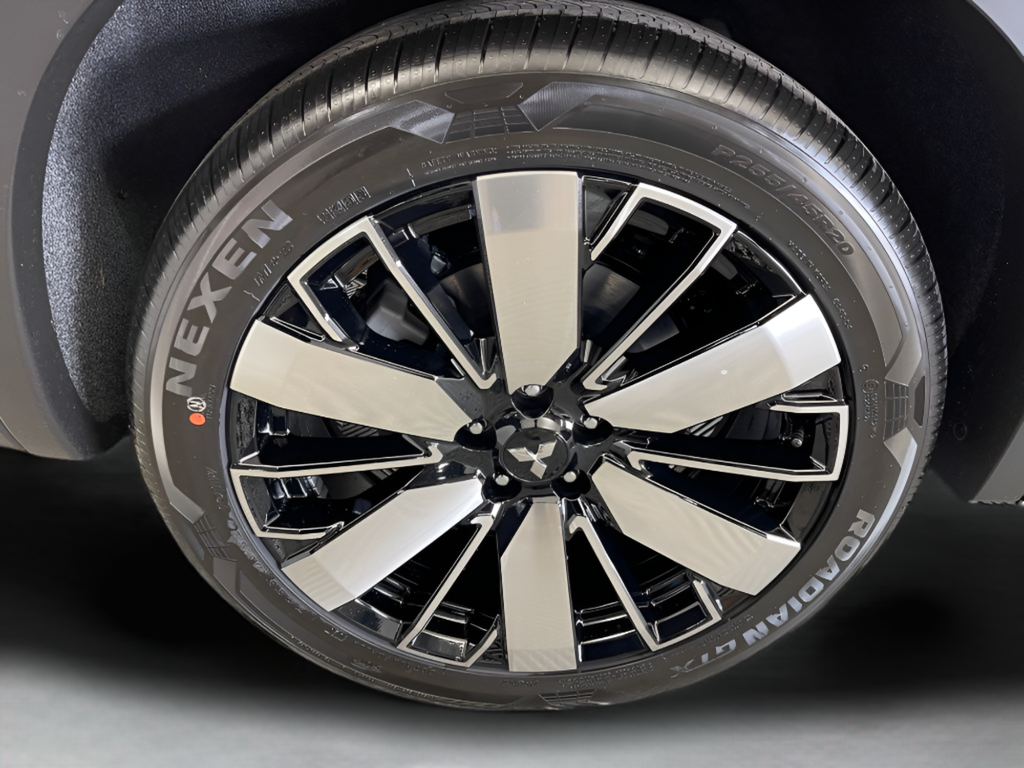 New 2026 White Diamond Mitsubishi SE image 39