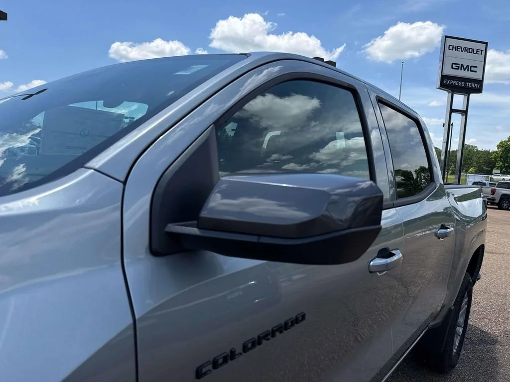 2026 Chevrolet Colorado LT - Photo 7