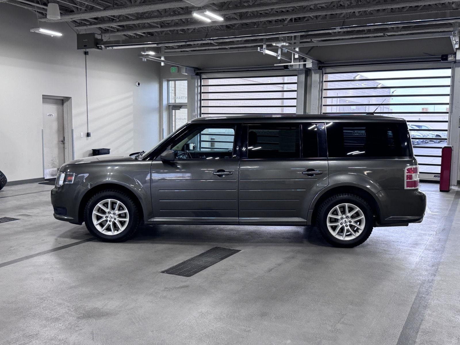 Used 2015 Ford Flex SE with VIN 2FMGK5B80FBA22169 for sale in Murray, UT
