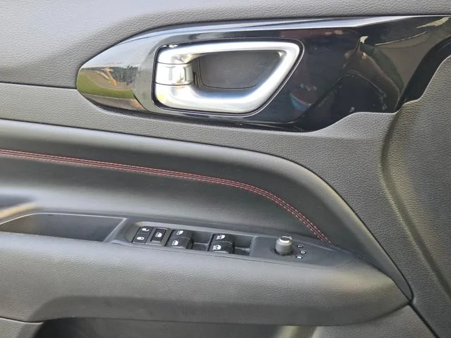 Used 2024 White Jeep Trailhawk image 29