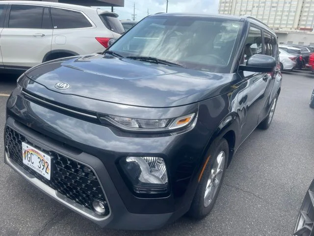 Used 2020 Gray Kia LX image 19