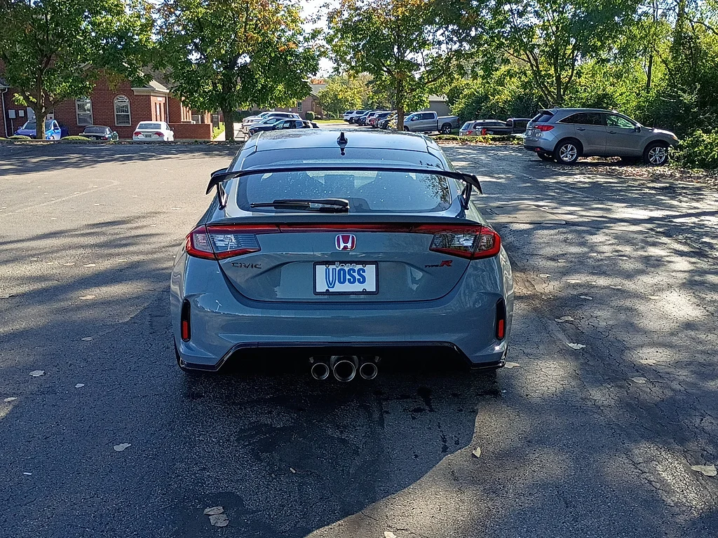 2025 Honda Civic Type R, photo 3 of 12