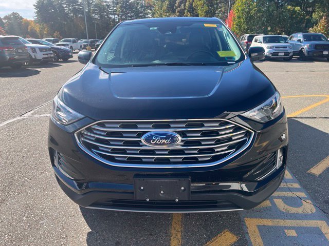 Used 2022 Black Ford SEL image 8