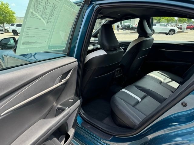 Used 2025  Toyota SE image 37