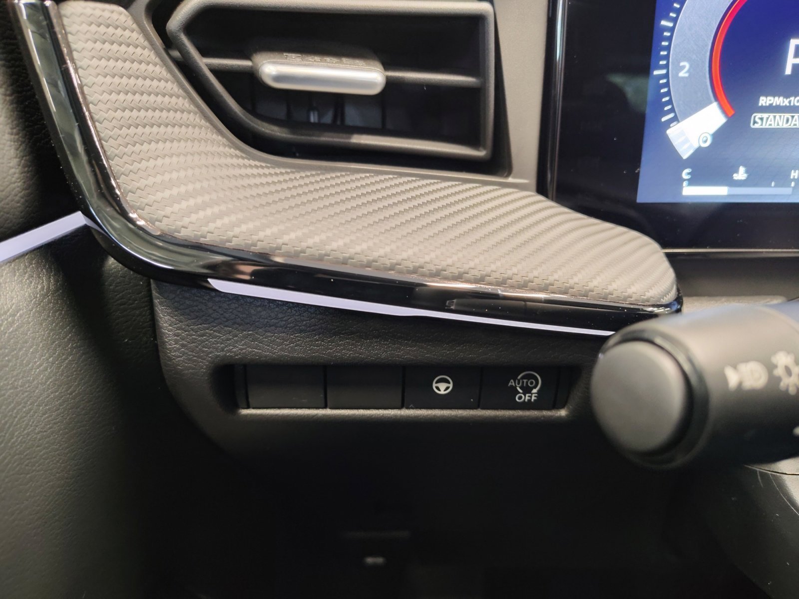 2026 Nissan KICKS SR - Photo 23