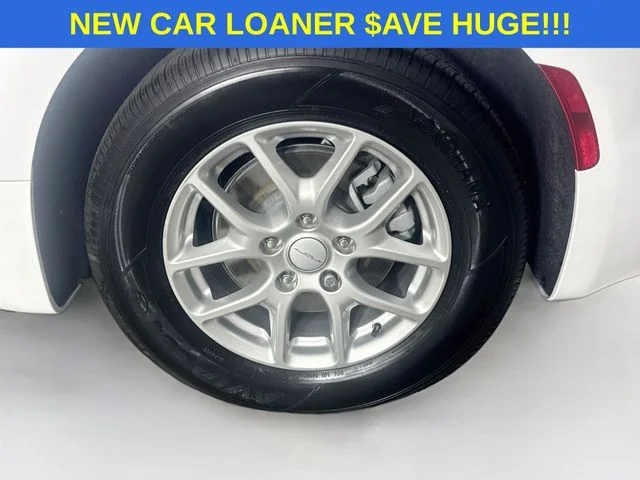 New 2027 Bright White Clear-Coat Exterior Paint Chrysler  image 33