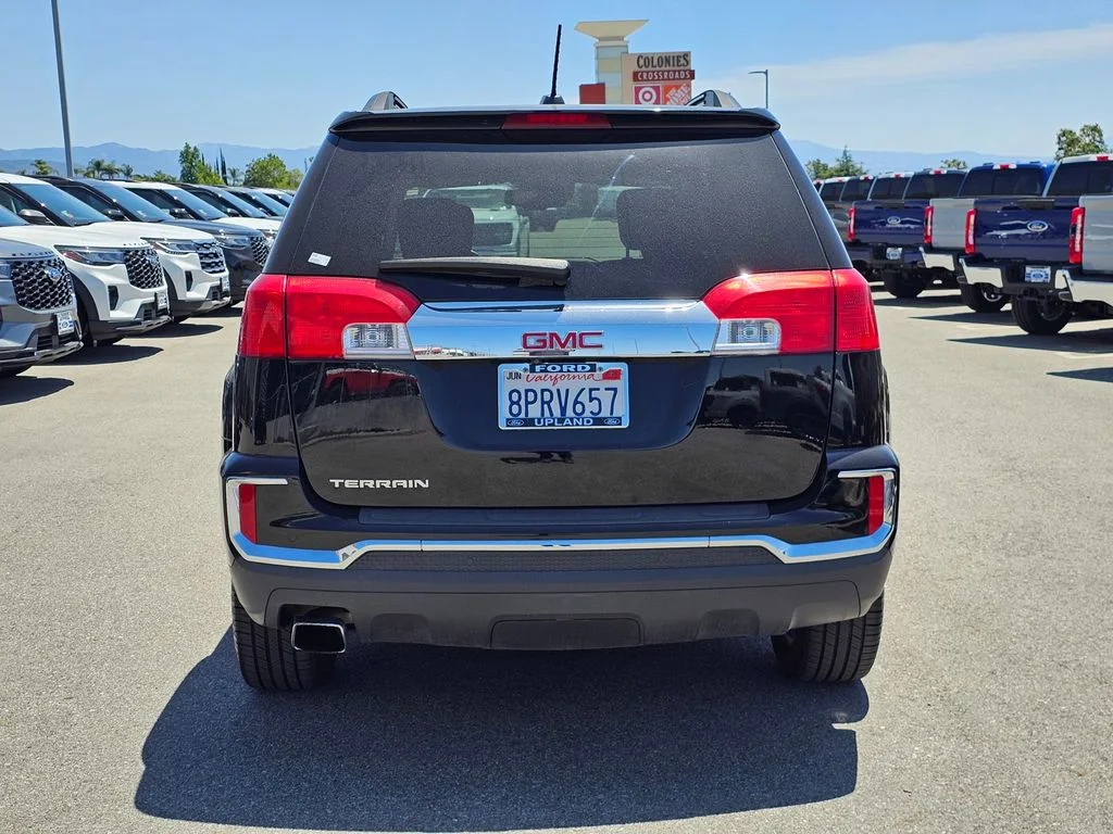 Used 2017 Onyx Black GMC SLE-2 image 5