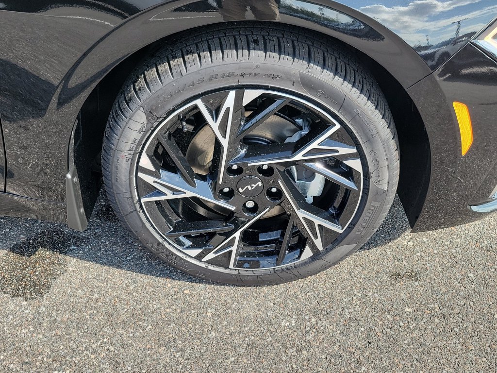 New 2026 Aurora Black Pearl Kia GT-Line FWD image 38