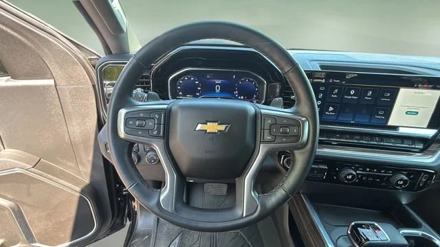 Used 2025 Black Chevrolet LT image 12