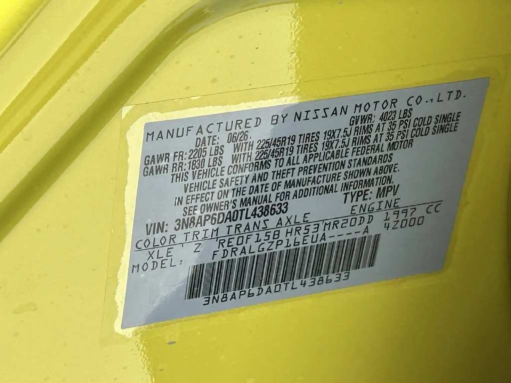 New 2026 Yuzu Yellow Metallic / Super Black Two-tone Nissan SR image 20