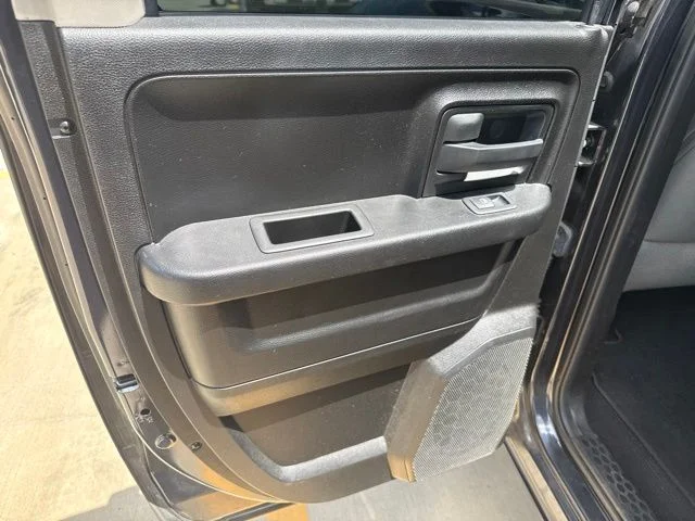 Used 2019 Gray Ram Tradesman image 12