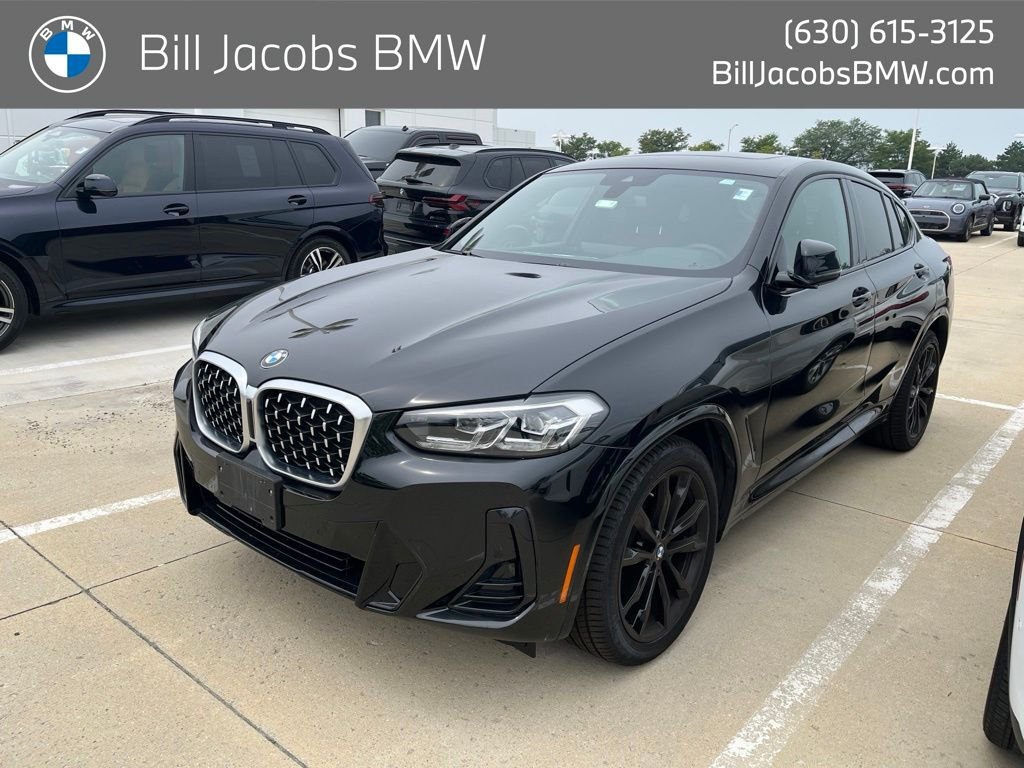 Used 2022 Black Sapphire Metallic BMW xDrive30i image 1