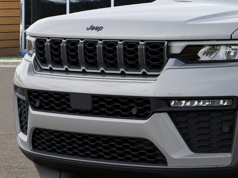 New 2026 Silver Zynith Jeep 85th Anniversary Edition image 37