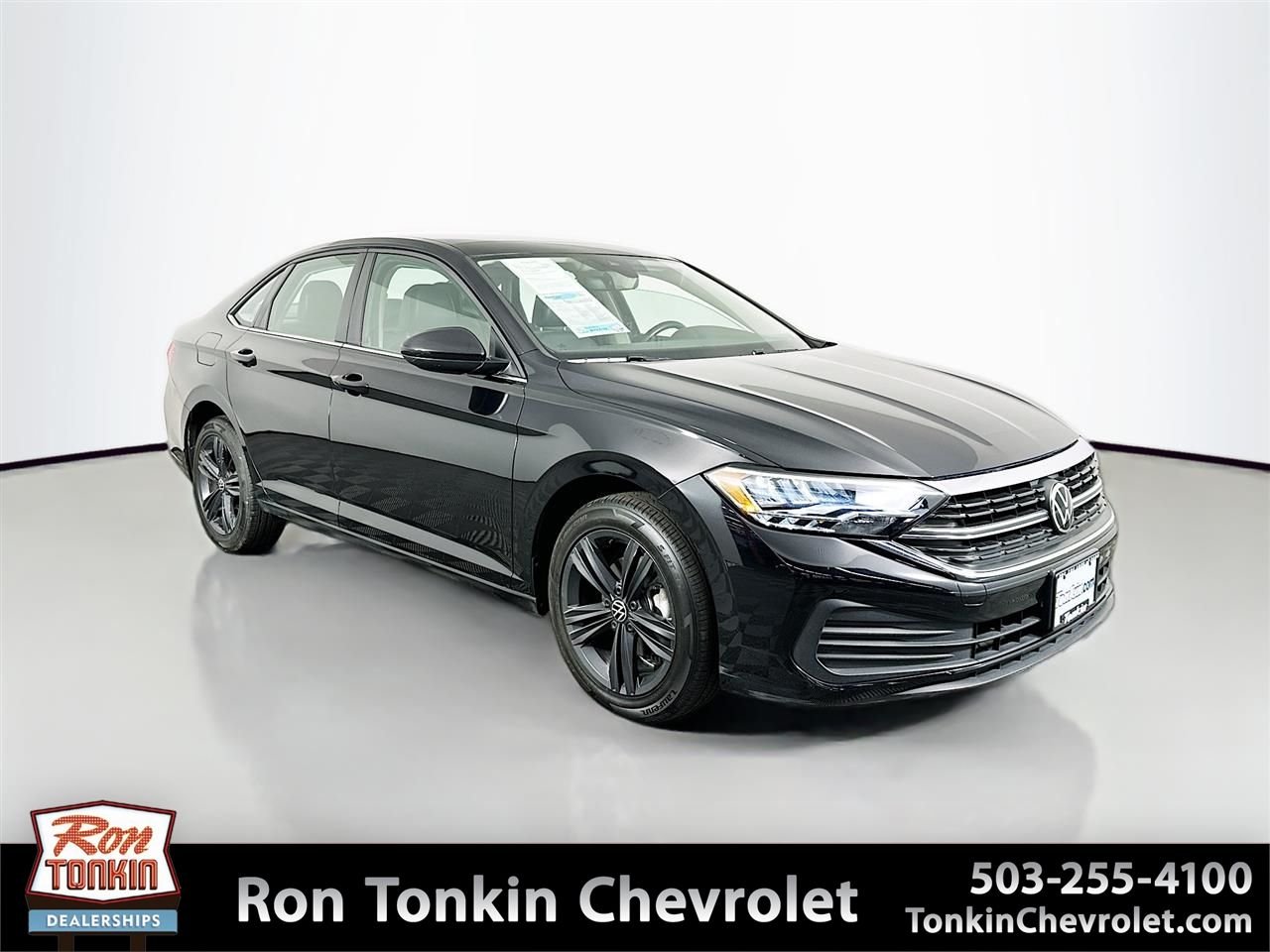 Used 2024 Black Volkswagen 1.5T SE image 1