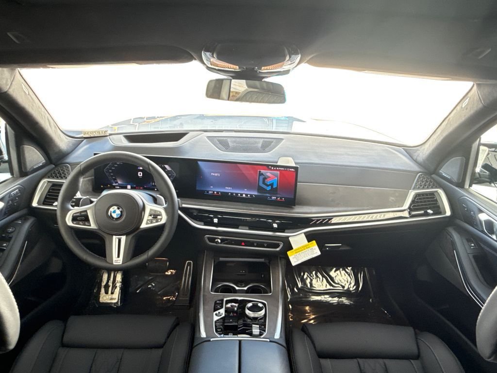 2026 BMW X7 M60i - Photo 19