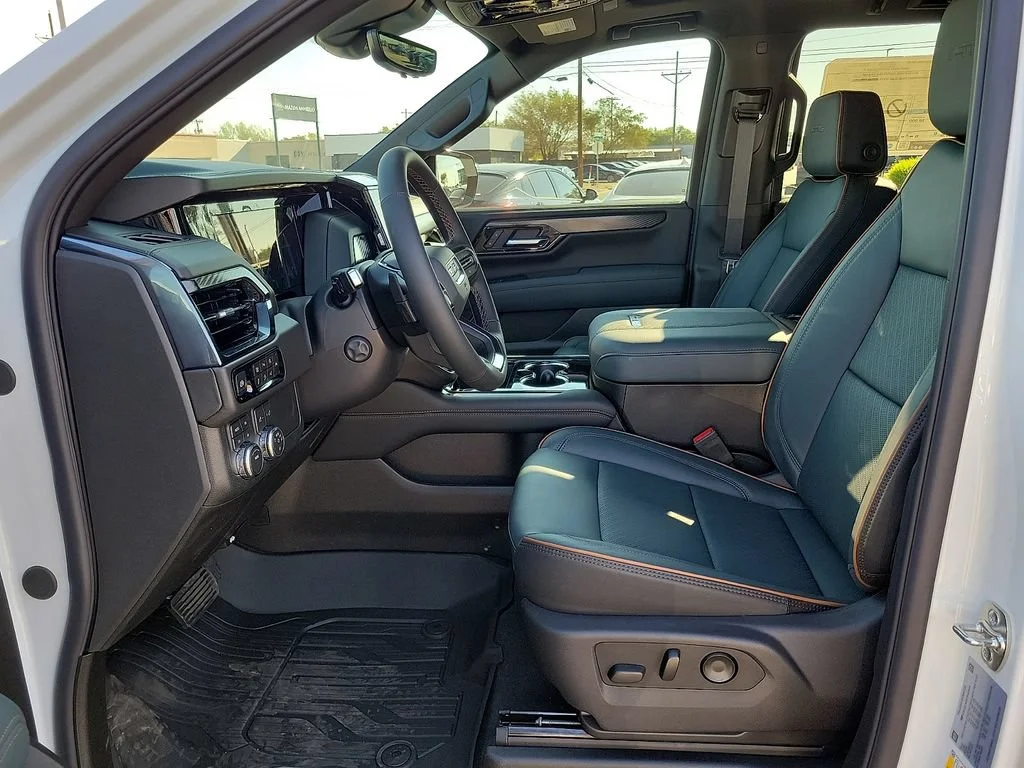 2026 GMC Yukon AT4 - Photo 19
