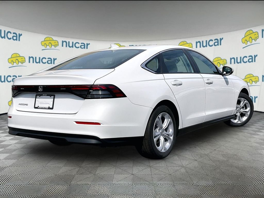 New 2026 Platinum White Pearl Honda LX image 6
