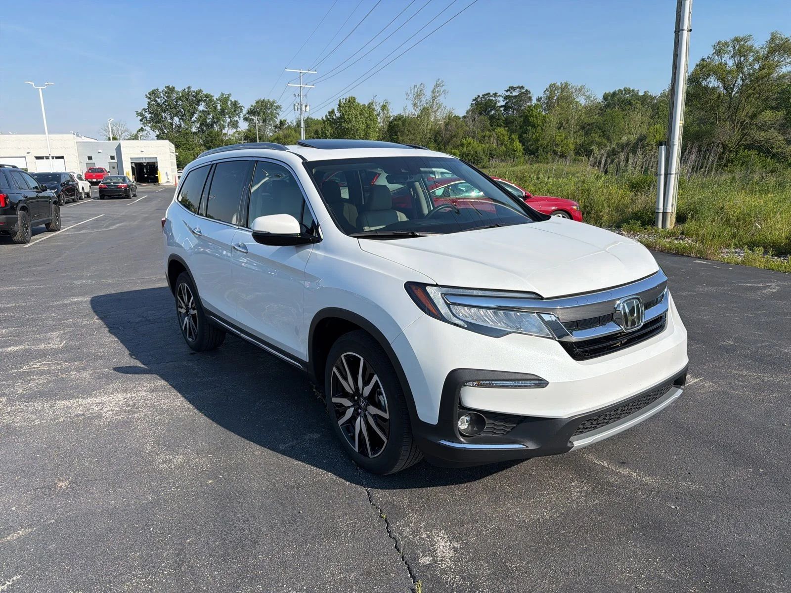 Used 2022 Platinum White Pearl Honda Touring image 8