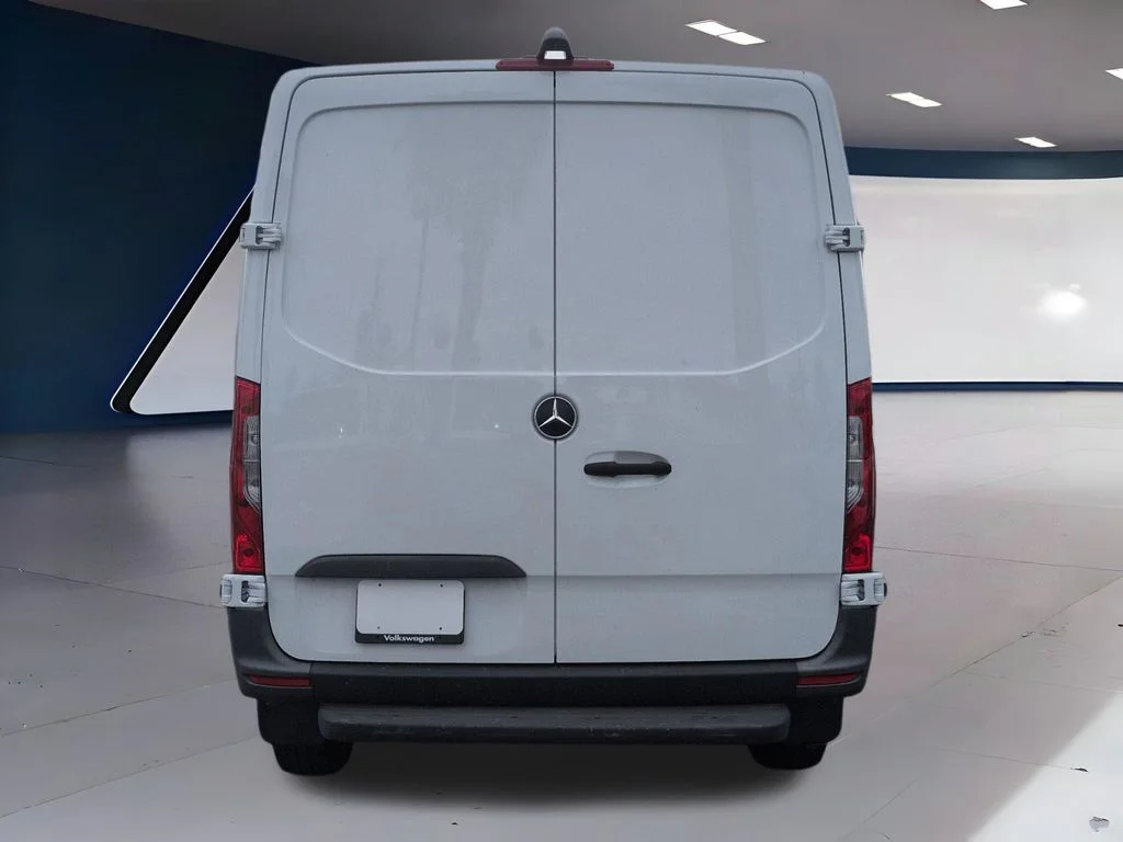 Used 2023 White Mercedes-Benz Cargo 144 WB image 4