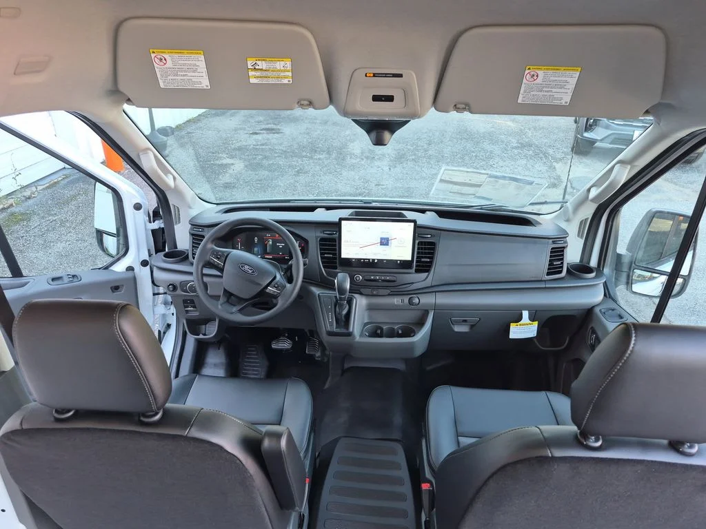 New 2026 Oxford White Ford Cargo Van image 22