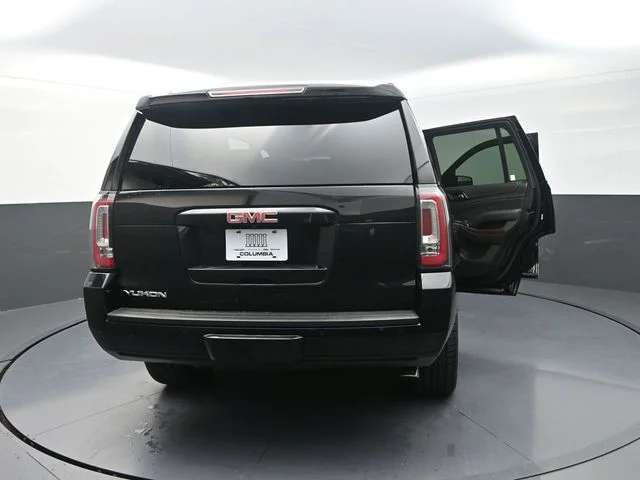 Used 2020 Black GMC SLT image 44