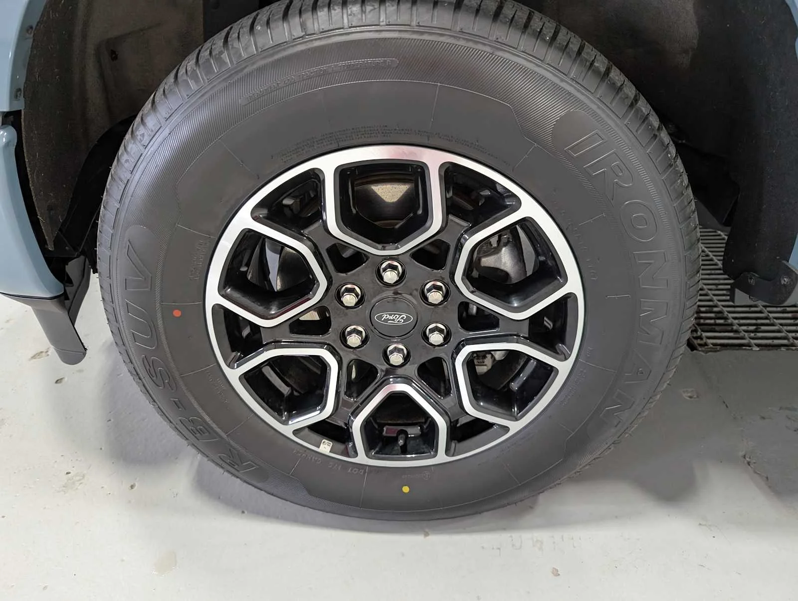 Used 2023 Area 51 Blue Ford XLT image 3