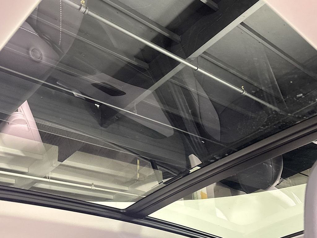 New 2026 Platinum Gray Metallic Volkswagen 2.0T SE image 18