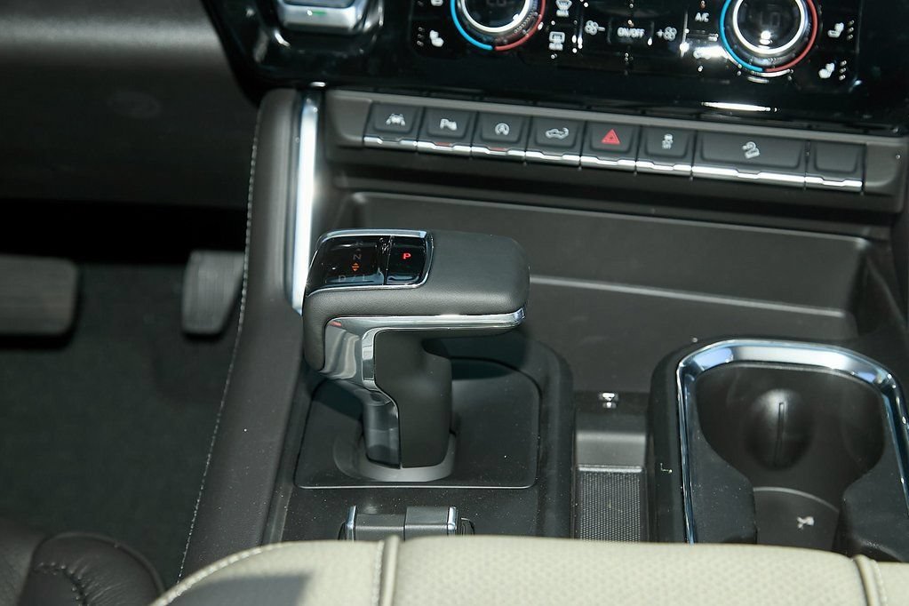 New 2026 Glacier White Tricoat GMC Denali image 52