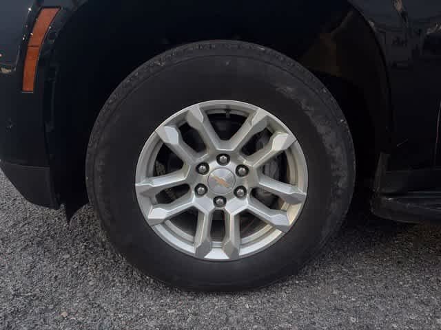 Used 2025 Black Chevrolet LT image 2