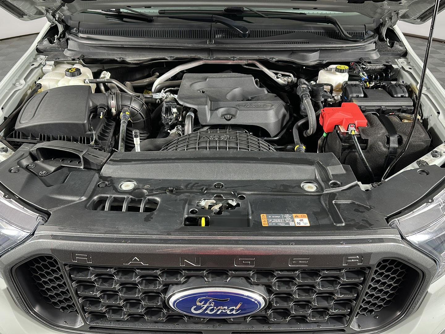 Used 2022 Cactus Gray Ford XLT image 3