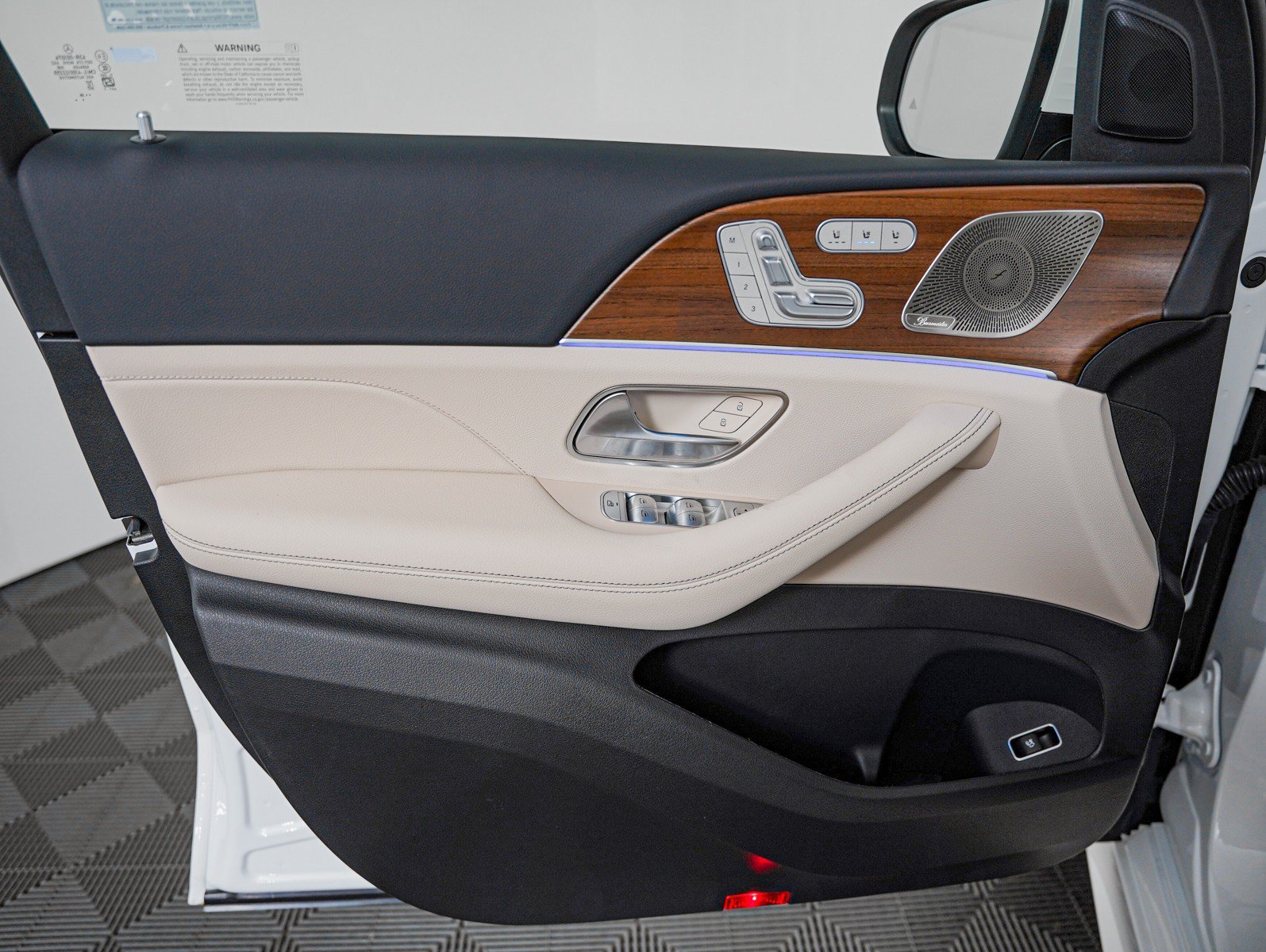 New 2026 Polar White Mercedes-Benz GLE 450 image 25