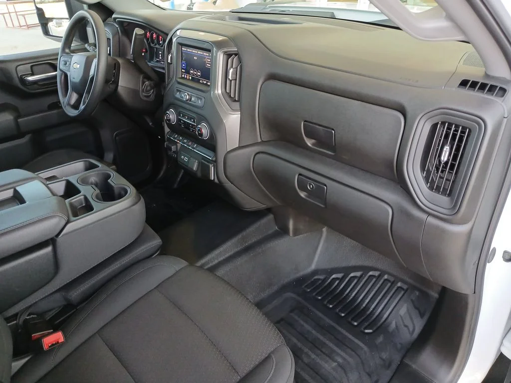 Used 2025 White Chevrolet Work Truck image 30