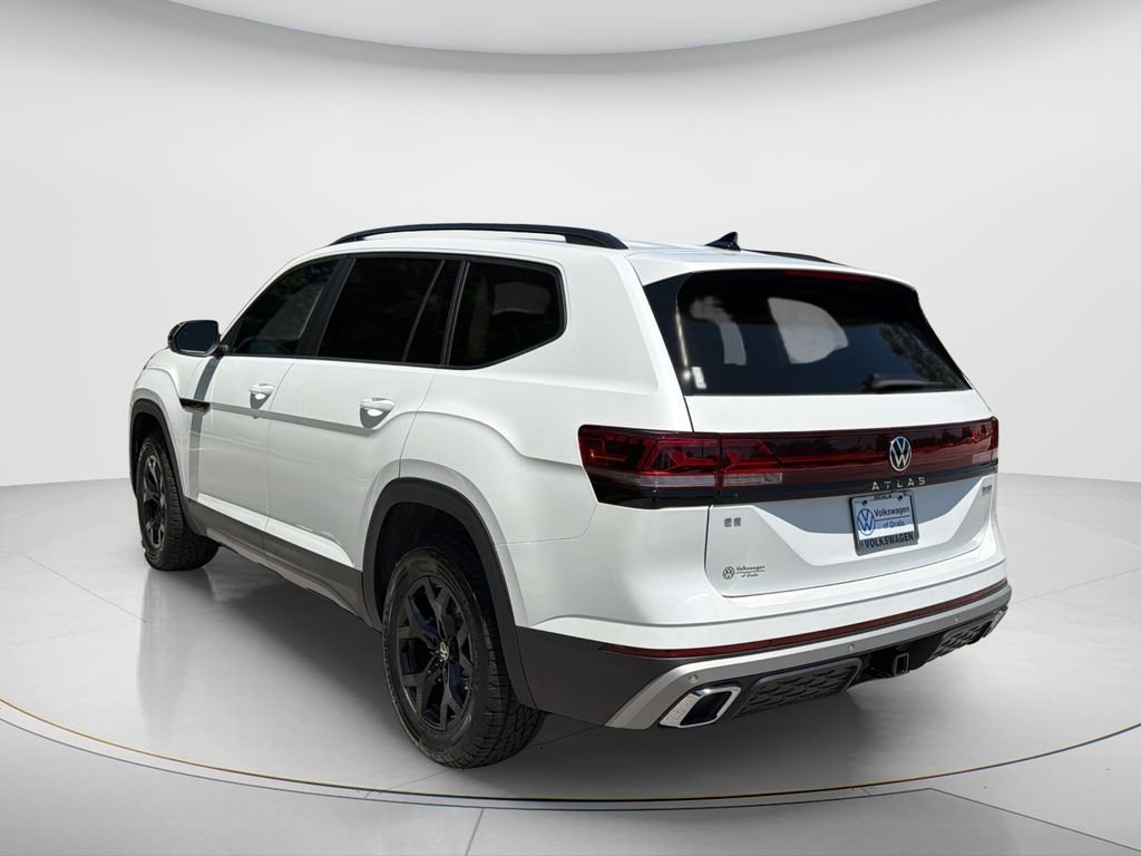 New 2026 Opal White Pearl Volkswagen 2.0T Peak Edition image 10