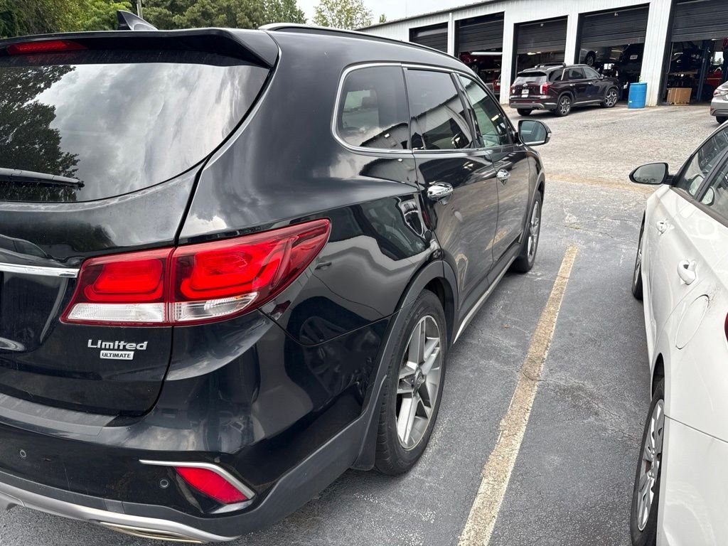 Used 2018 Black Hyundai Limited Ultimate image 2