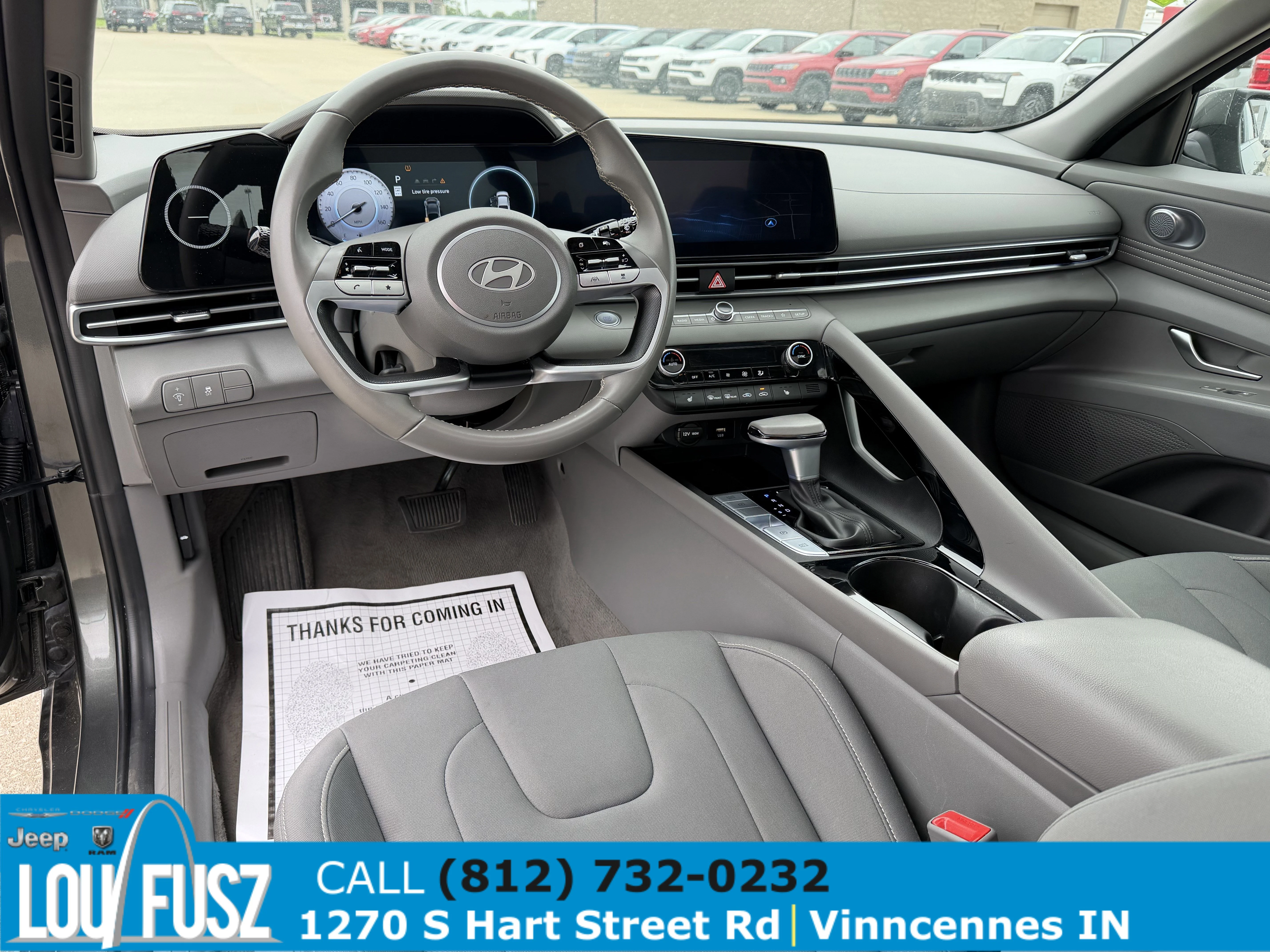 Used 2025 Amazon Gray Hyundai SEL Convenience image 10