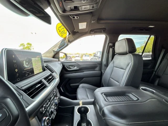 Used 2023 Blue GMC SLT image 51