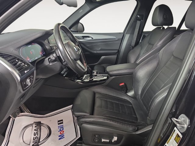 Used 2021 Black Sapphire Metallic BMW M40i image 11