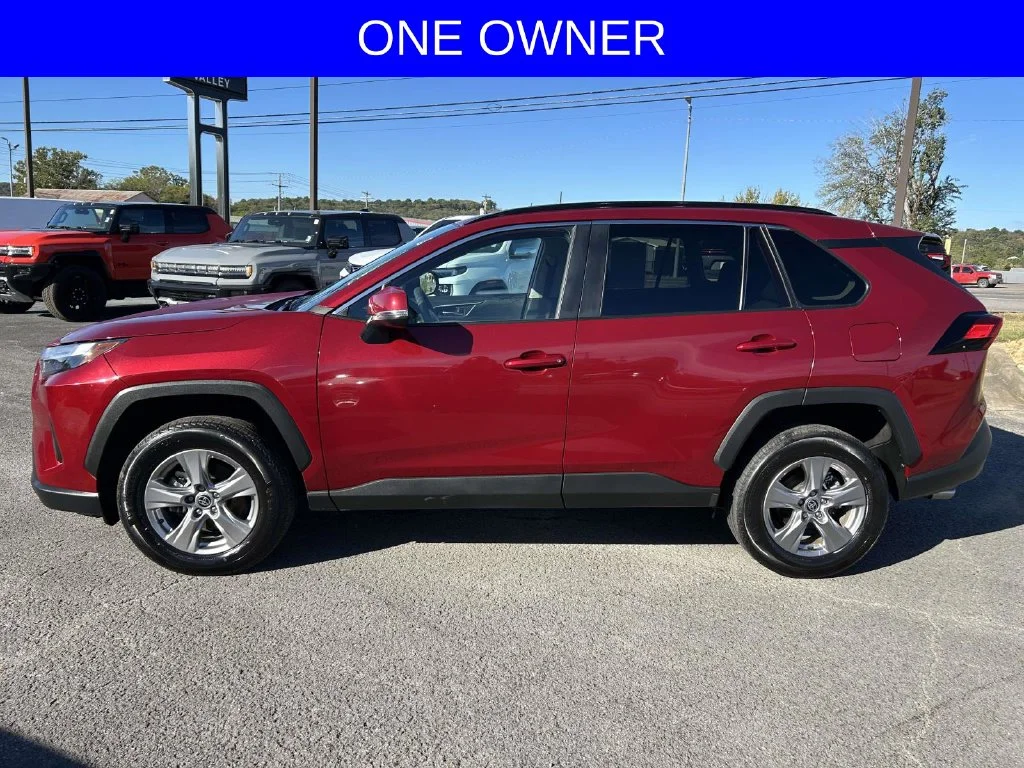 Used 2025 Red Toyota XLE image 7
