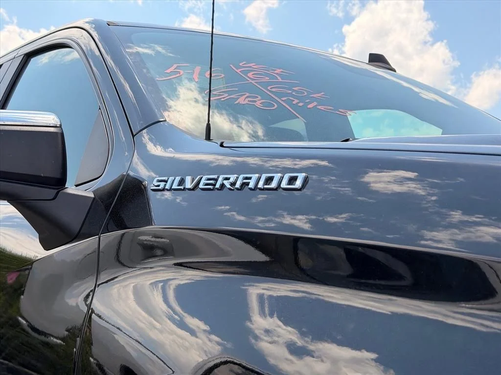 Used 2022 Black Chevrolet LT image 21