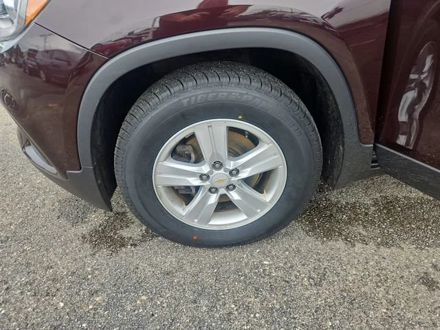 Used 2020 BLACK CHERRY METALLIC Chevrolet LT image 26