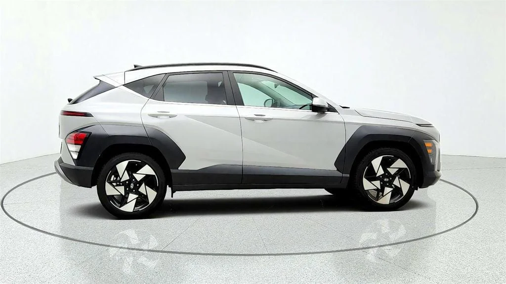 Used 2026 Cyber Gray Metallic Hyundai Limited AWD image 4