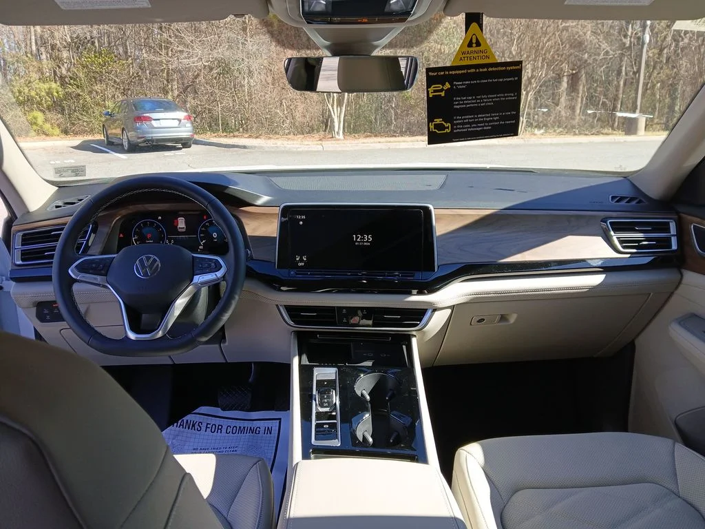 New 2026 White Volkswagen SE w/Technology image 12