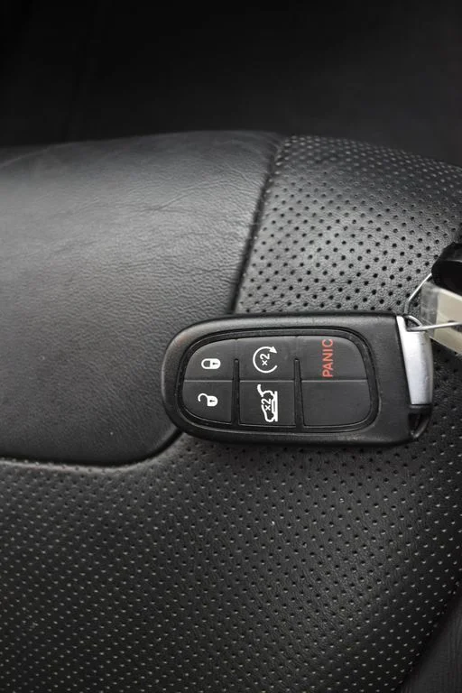 Used 2019 Black Jeep Limited image 27