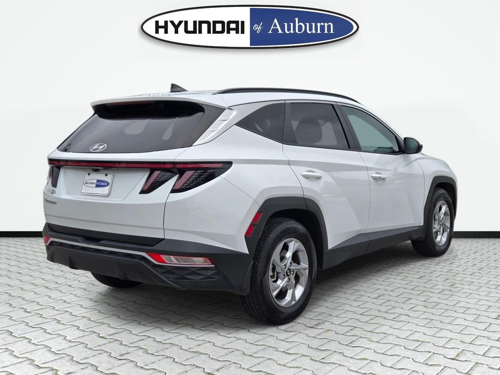 Used 2022 Gray Hyundai SEL image 5