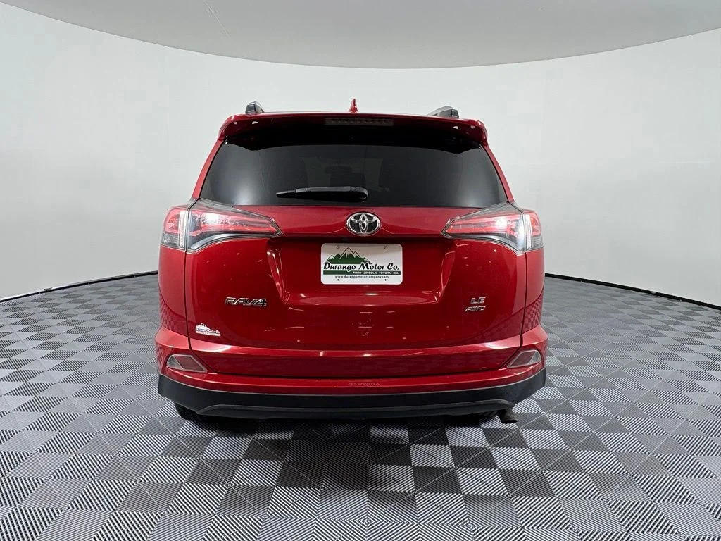 Used 2016 Red Toyota LE image 9