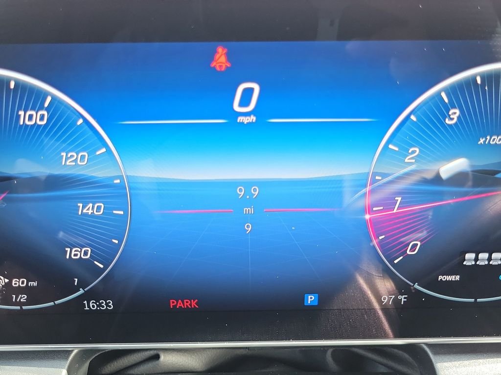 New 2027 Polar White Mercedes-Benz GLC 300 image 17